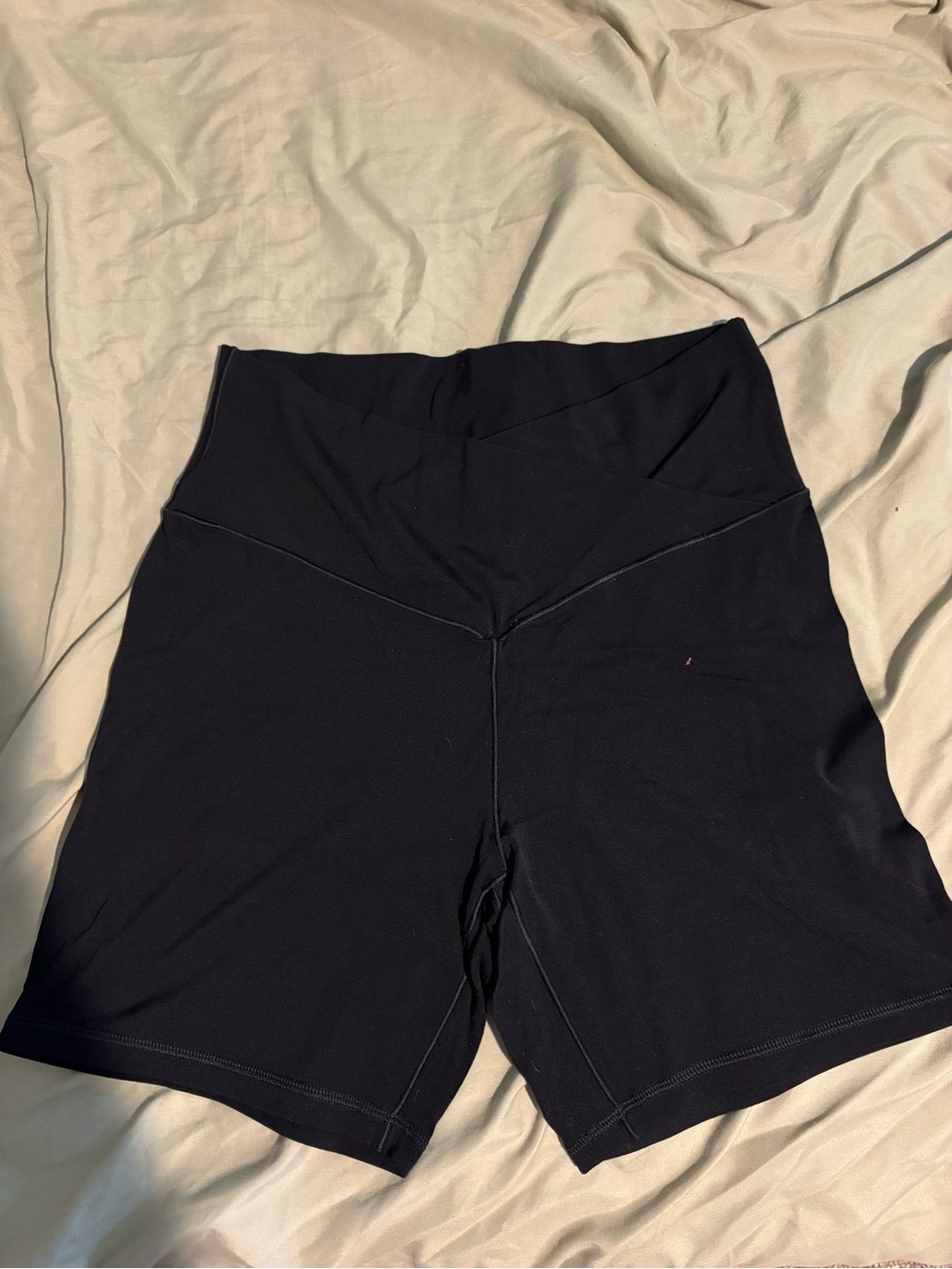 Aerie High-Rise Black Women’s Bike Shorts